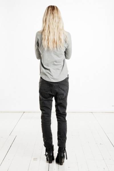 I dig denim, Nomi topp grå dame