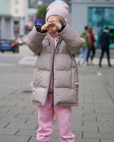 Kattnakken , Boblejakke sludd barn Månefjell